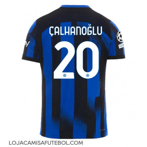 Camisa de Futebol Inter Milan Hakan Calhanoglu #20 Equipamento Principal 2023-24 Manga Curta